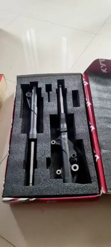 Shock dpan/blakang pcx 2023 Abs ori