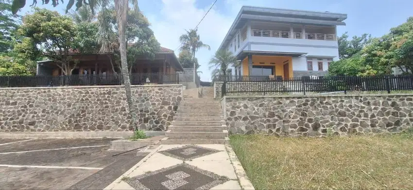 Dijual Villa Mewah Ujung berung Bandung Timur Dibawah NJOP