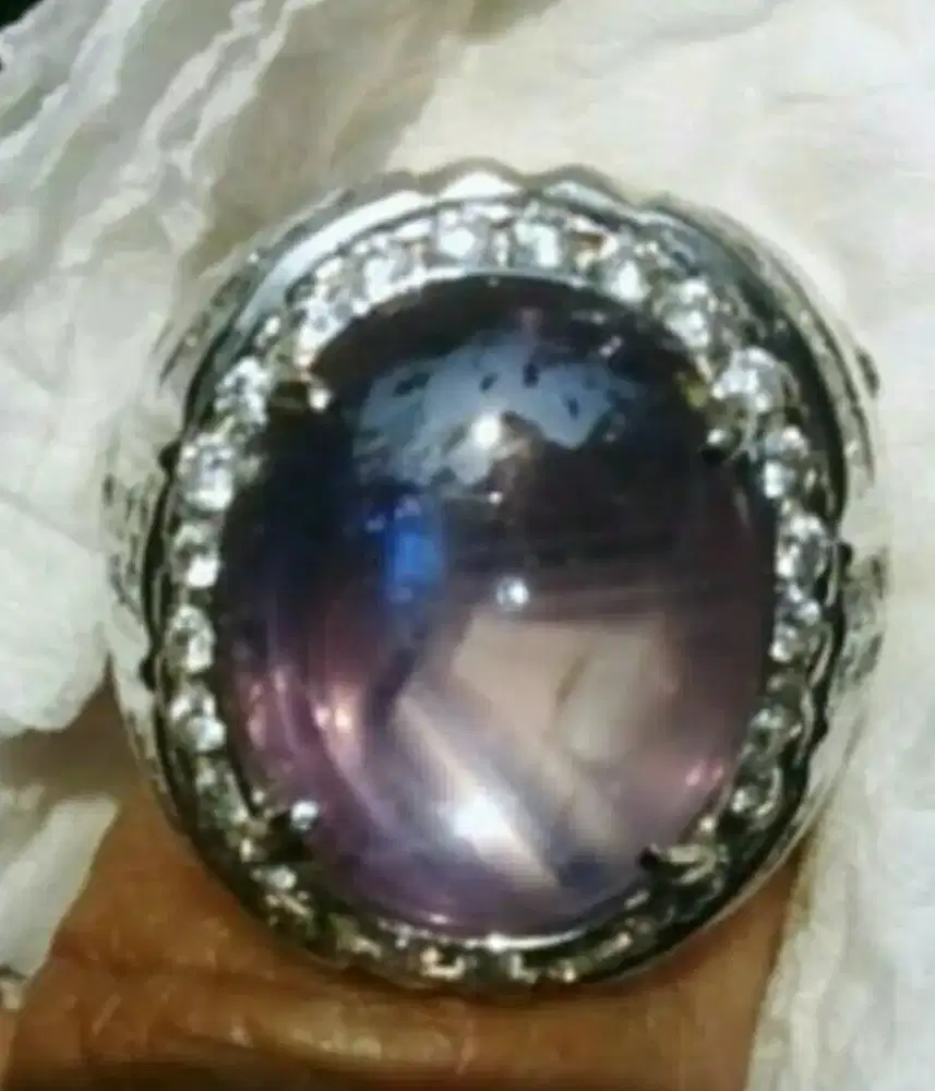 NATURAL STAR FANCY BLUE SHAPPHIRE