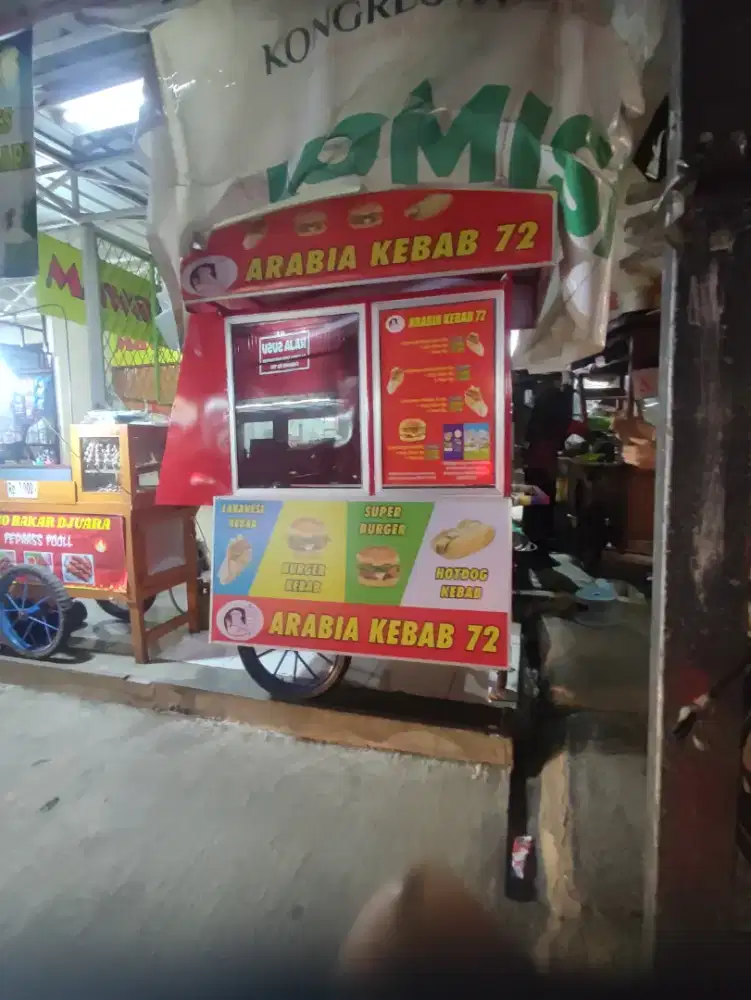 Dibutuhkan segera karyawan full time