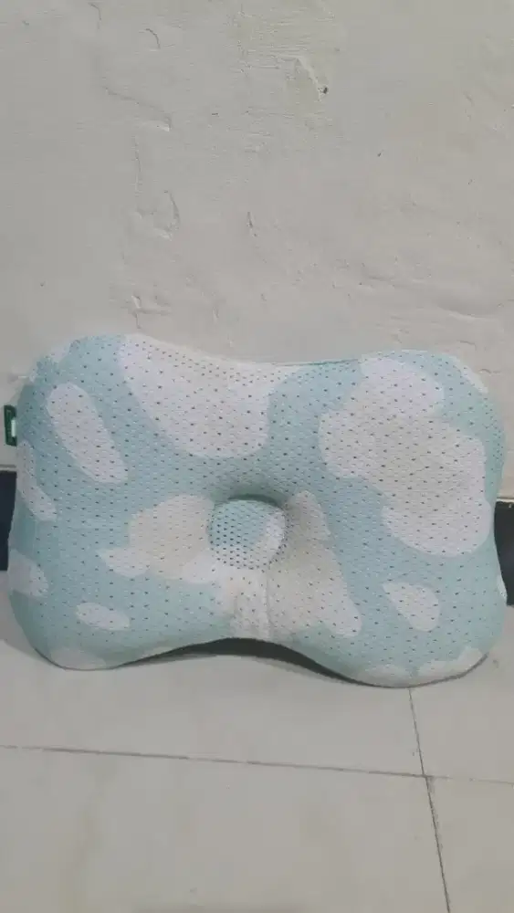 Bantal Anti Peyang Comfi Newborn Breathing Pillow