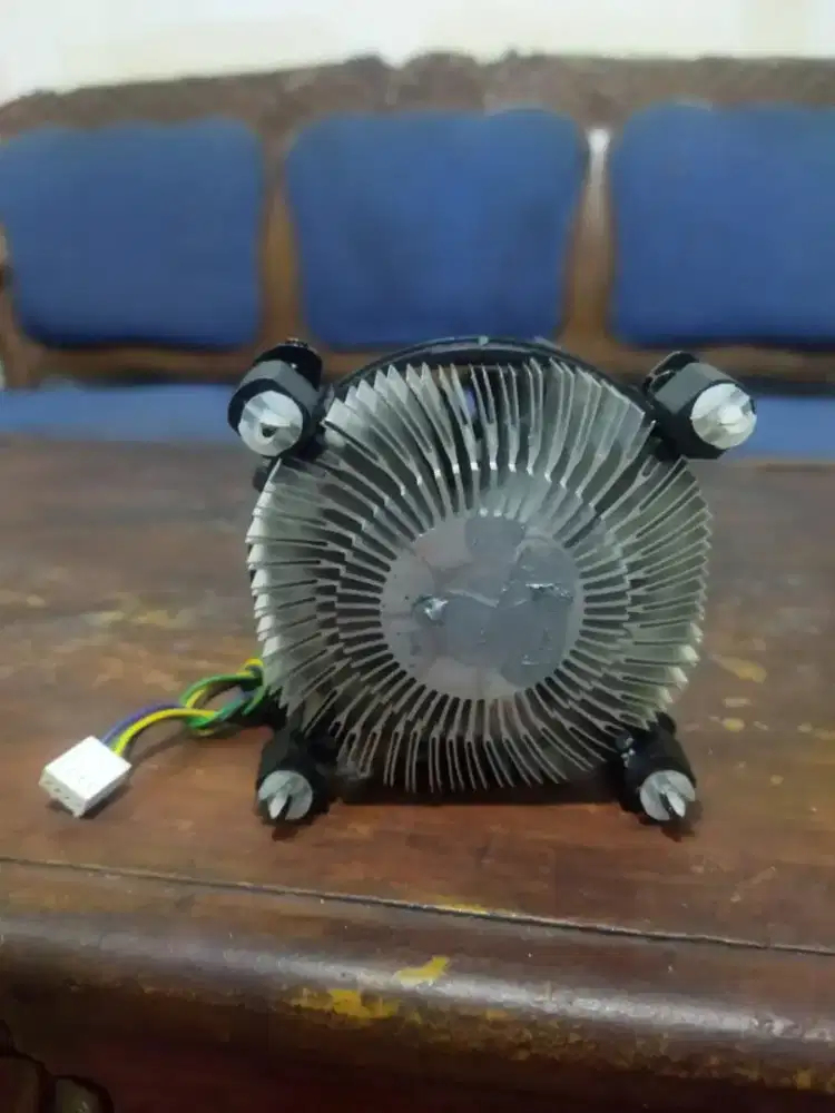 Kipas Prosesor kondisi masih bagus dan fungsi