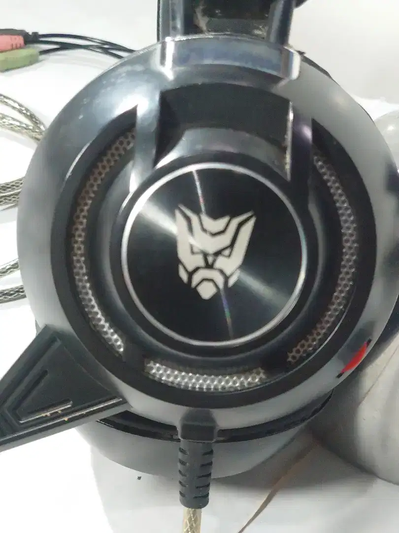 Headphone Transformer Suara menggelegar