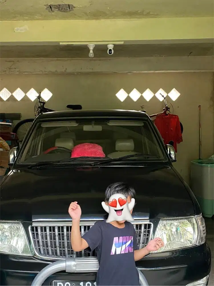 KIJANG LGX 2.0 HITAM METALIK 2003