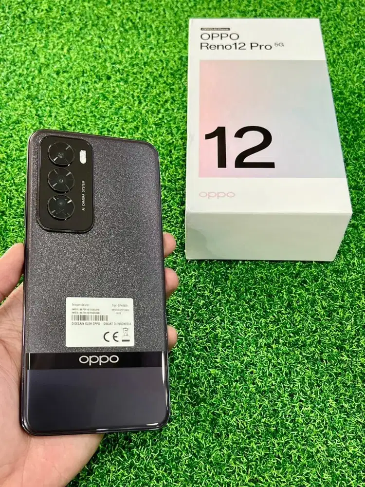 Oppo Reno 12 Pro 5G 12/512 gb Second Garansi ON Panjang