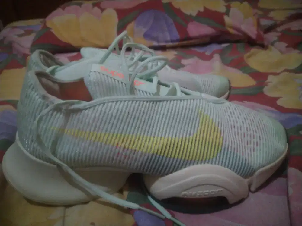 Sepatu Nike Air Zoom Alphaplate no 42