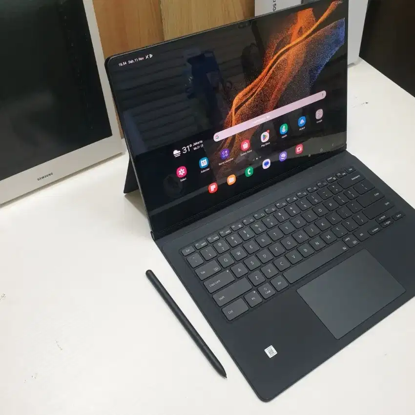 Samsung Tab S8 Ultra 5G - fullset dan keyboard