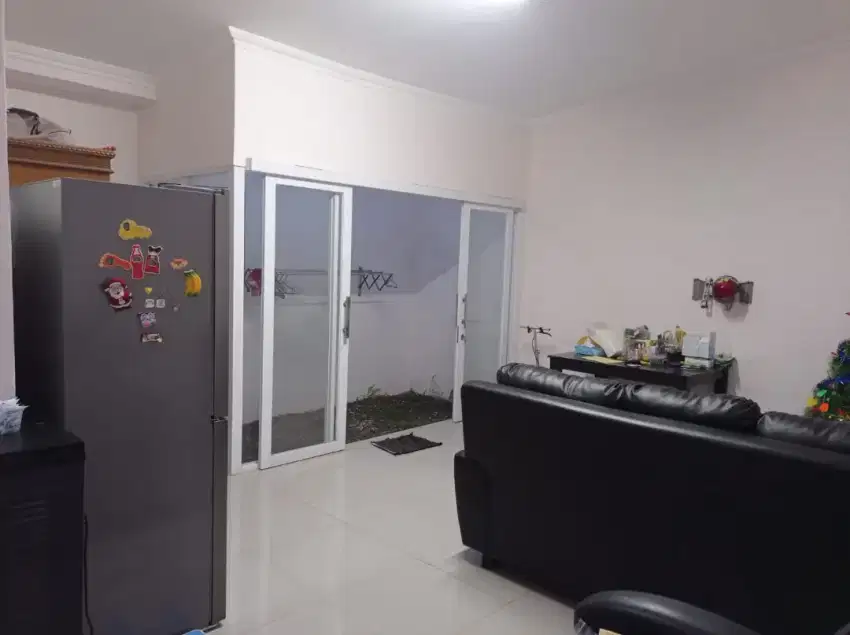 Jual cepat rumah 2 lantai minimalis di Harvest city Cileungsi