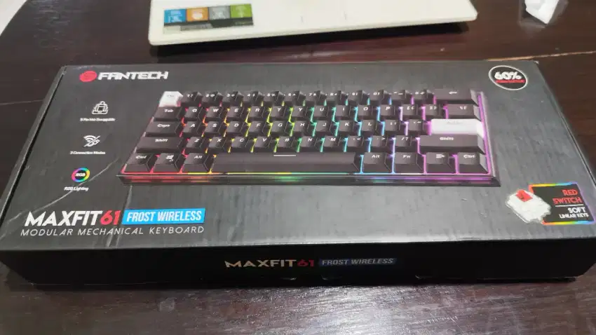 Keyboard Mechanical Fantech Maxfit61 Frost wireless