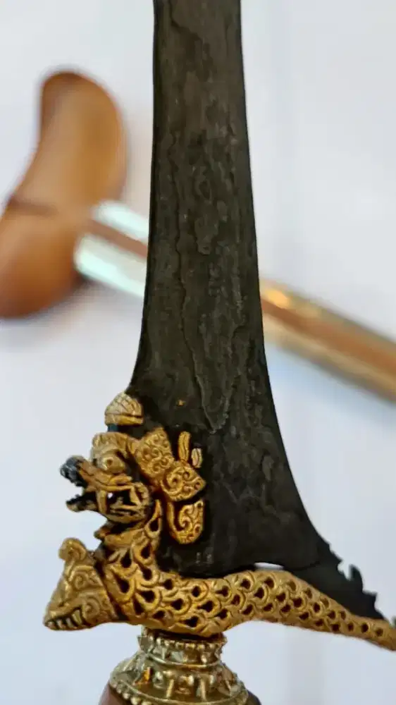 Dhuwung tosan aji antik langka unik kuno pusaka keris Nogo Saliro emas