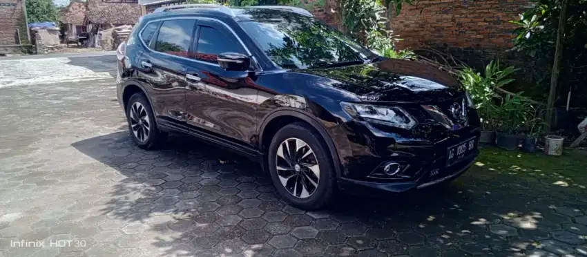 Nissan Xtrail 2.5 CVT 2015 Hitam