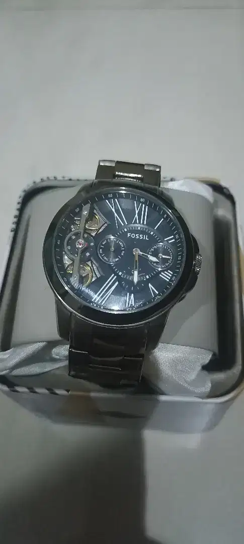 Jam fossil cowok