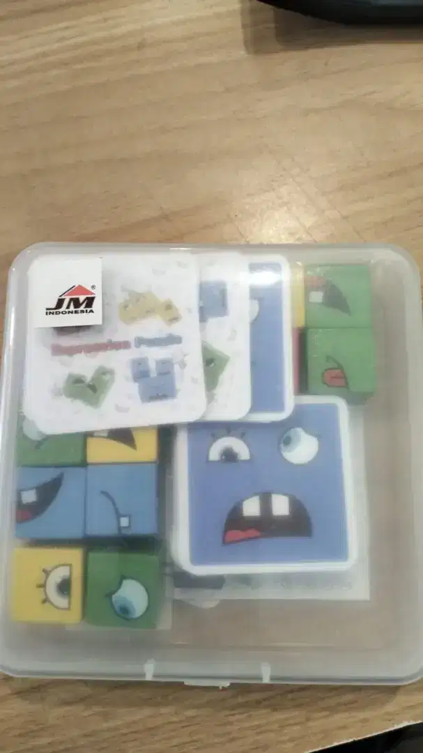 Mainan anak Family Game Expression Puzzle Game