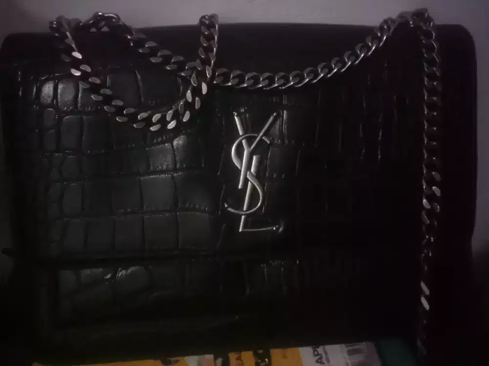 Tas branded ysl