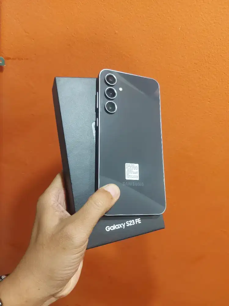 SAMSUNG S23 FE 5G Ram8/128Gb Garansi Resmi SEIN Agustus 2025 NOMINUS.