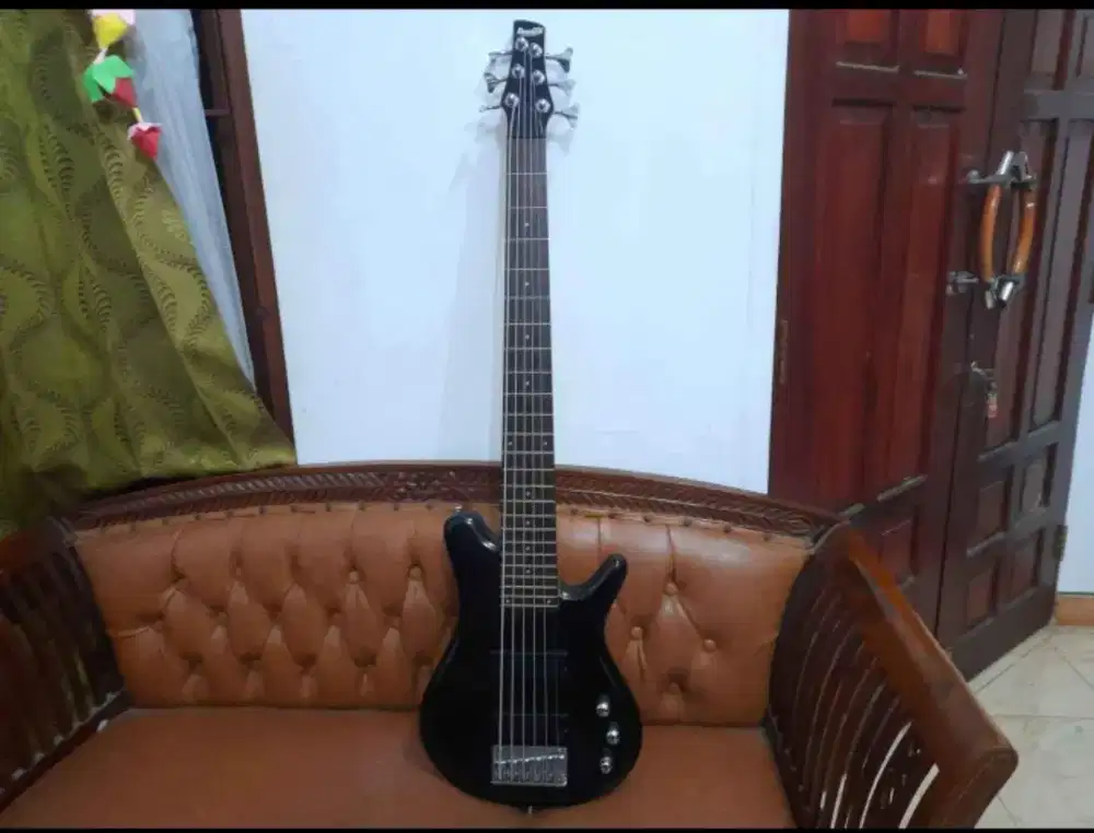 Bass senar 6 strings Ibanez Gio