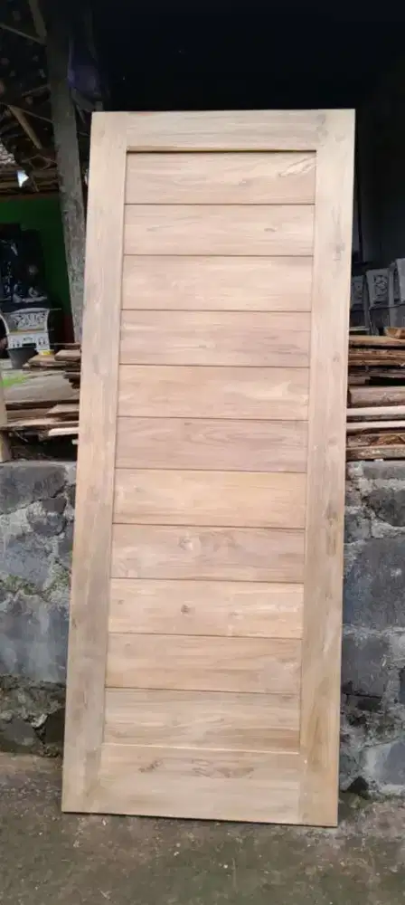 Pintu jati minimalis elegann