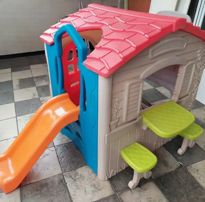 Play House dan Perosotan preloved Grow 'n Up