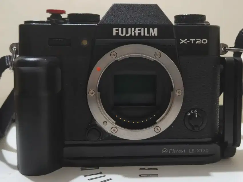 Fuji X-T20 body only
