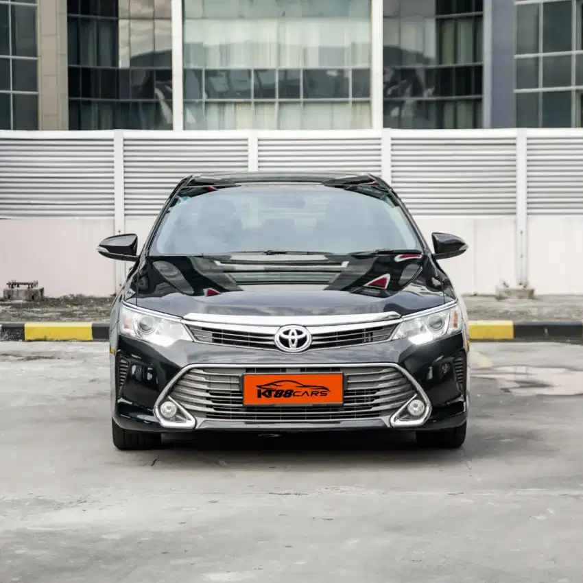 TOYOTA CAMRY 2.5 V A/T 2018