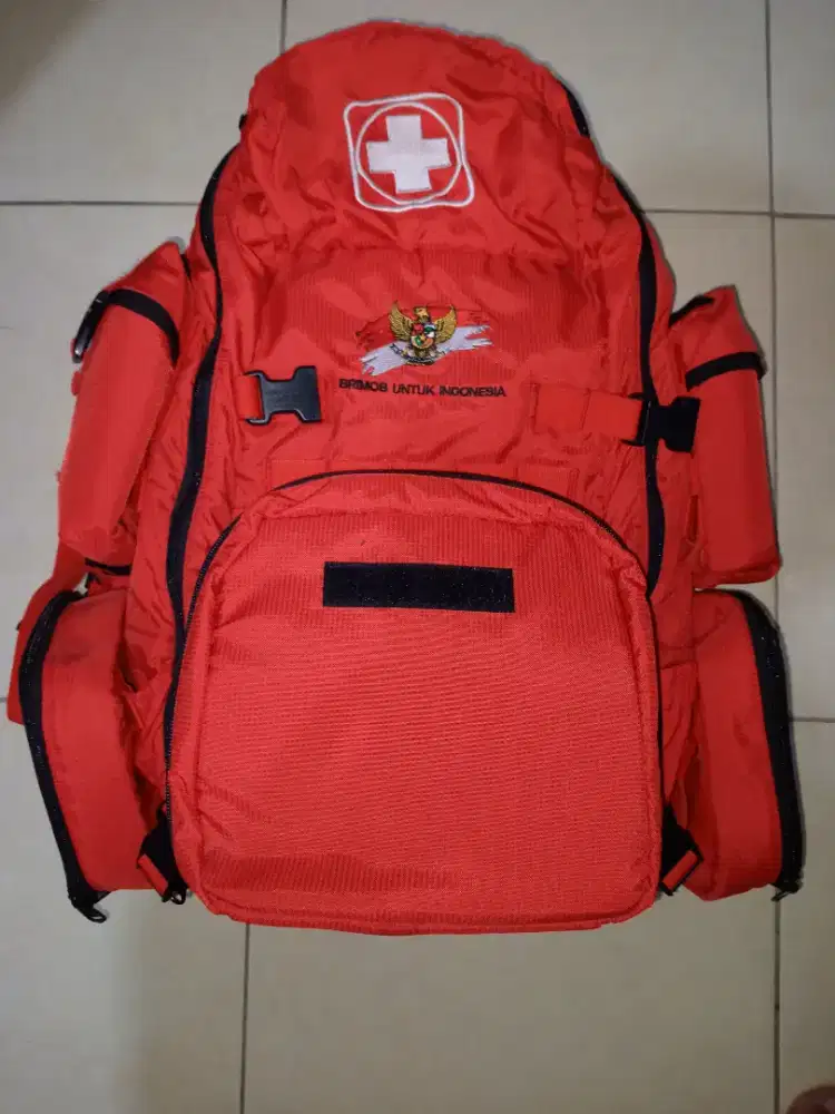 Tas ransel medis dan serbaguna