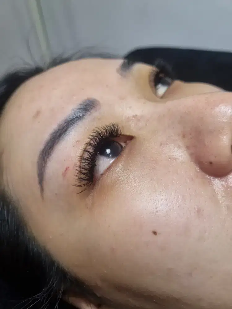 Loker therapis eyelash dan nail