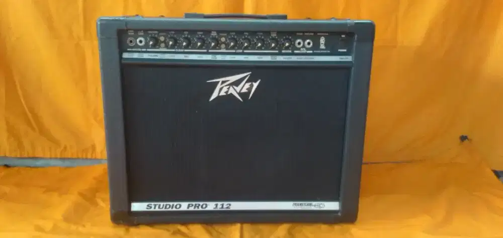 Guitar Amplifier Peavey Studio Pro 112 USA