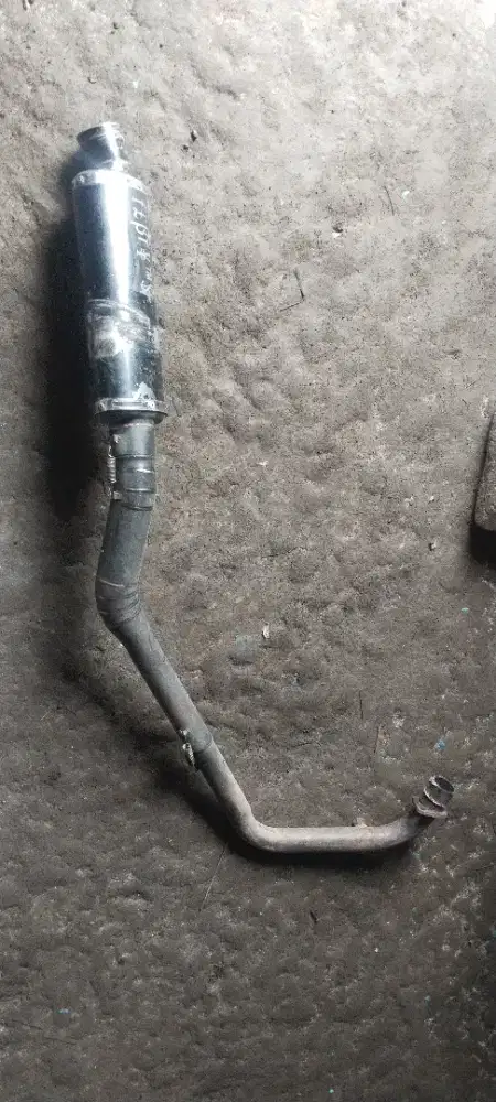Kenalpot bekas motor CBR new 150