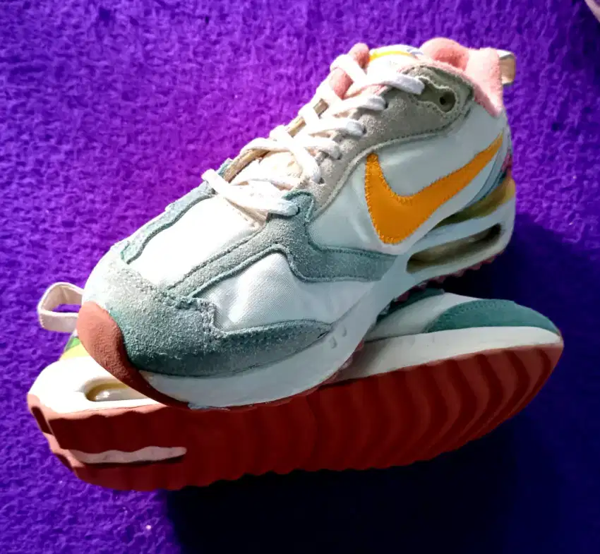 NIKE AIR MAX USA Original Like New