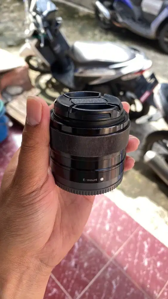 Lensa Sony 35mm f1.8