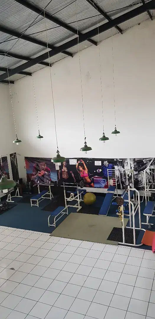 Alat mesin gym fitness angkat berat barbel dumble dambel