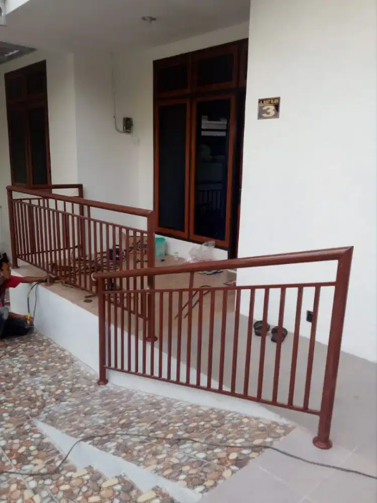 minimalis pagar dan balkon