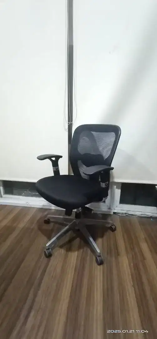 Kursi Kantor premium benel