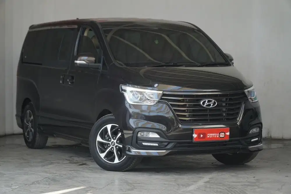 HYUNDAI H1 DISEL XG A/T 2018