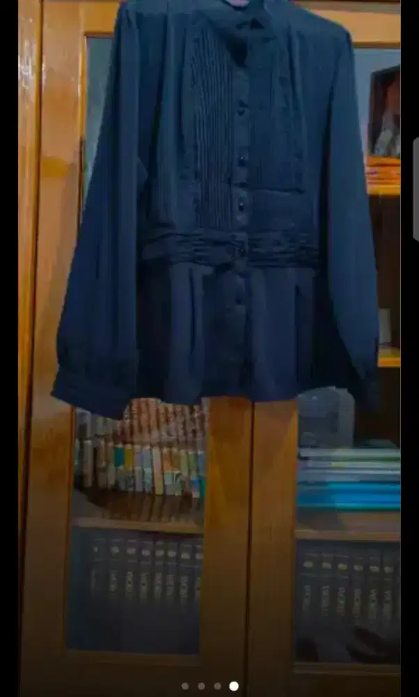 Dijual Blouse Hitam Bagus