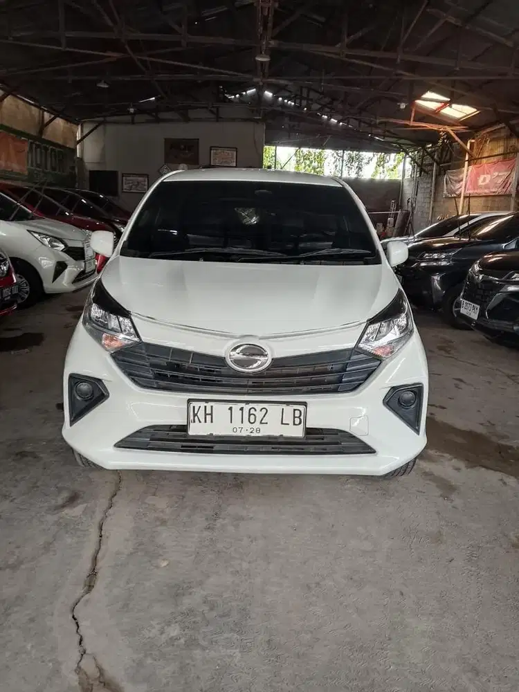 Daihatsu sigra m 1000 cc tahun 2023 mt manual siap jalan