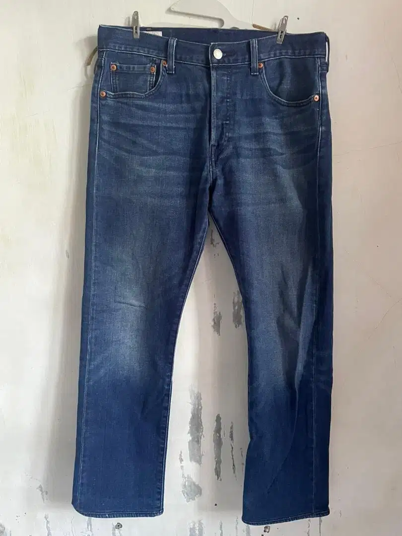 Celana jeans levis 501