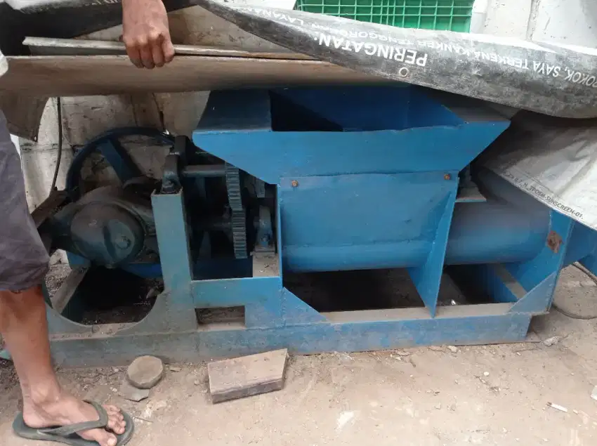 MESIN CETAK BATA