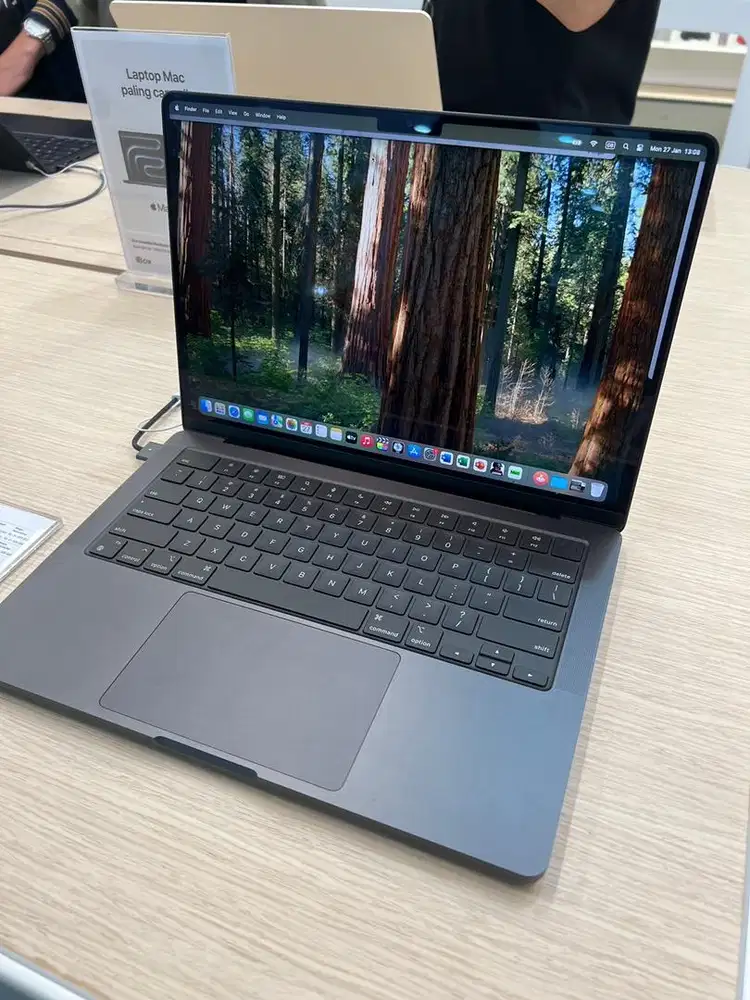Macbook Pro Bunga M4 0%