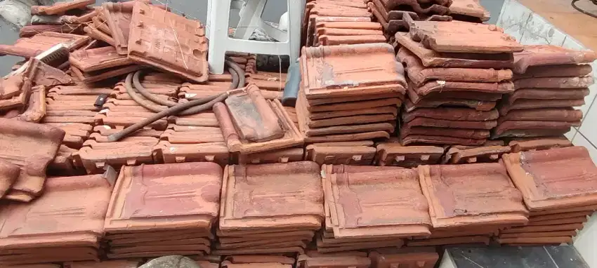 Genteng kodok Gunung Mas ex renovasi