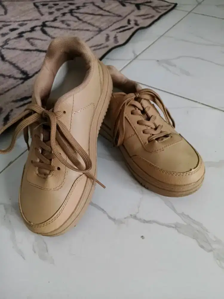 Preloved Aerostreet Leona One Tone Mocc