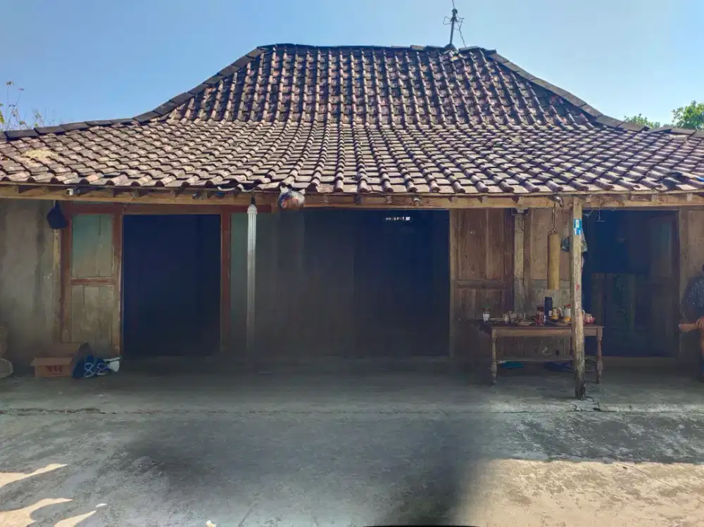 TANAH PLATARAN DEKET PS SEMIN