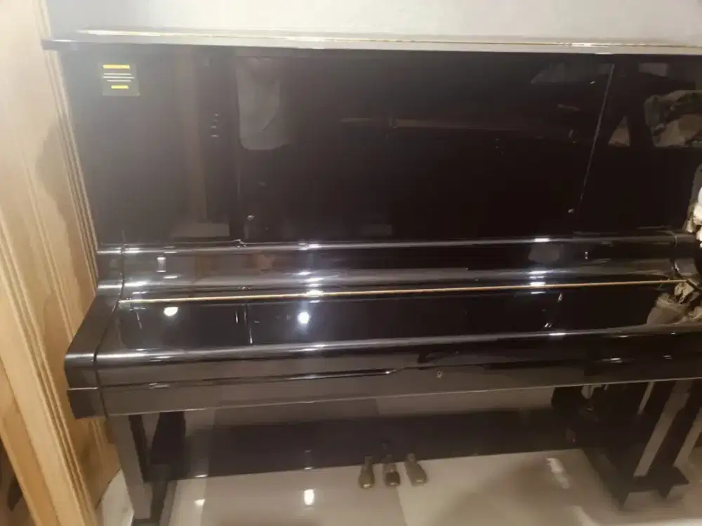 Piano Yamaha YUX original