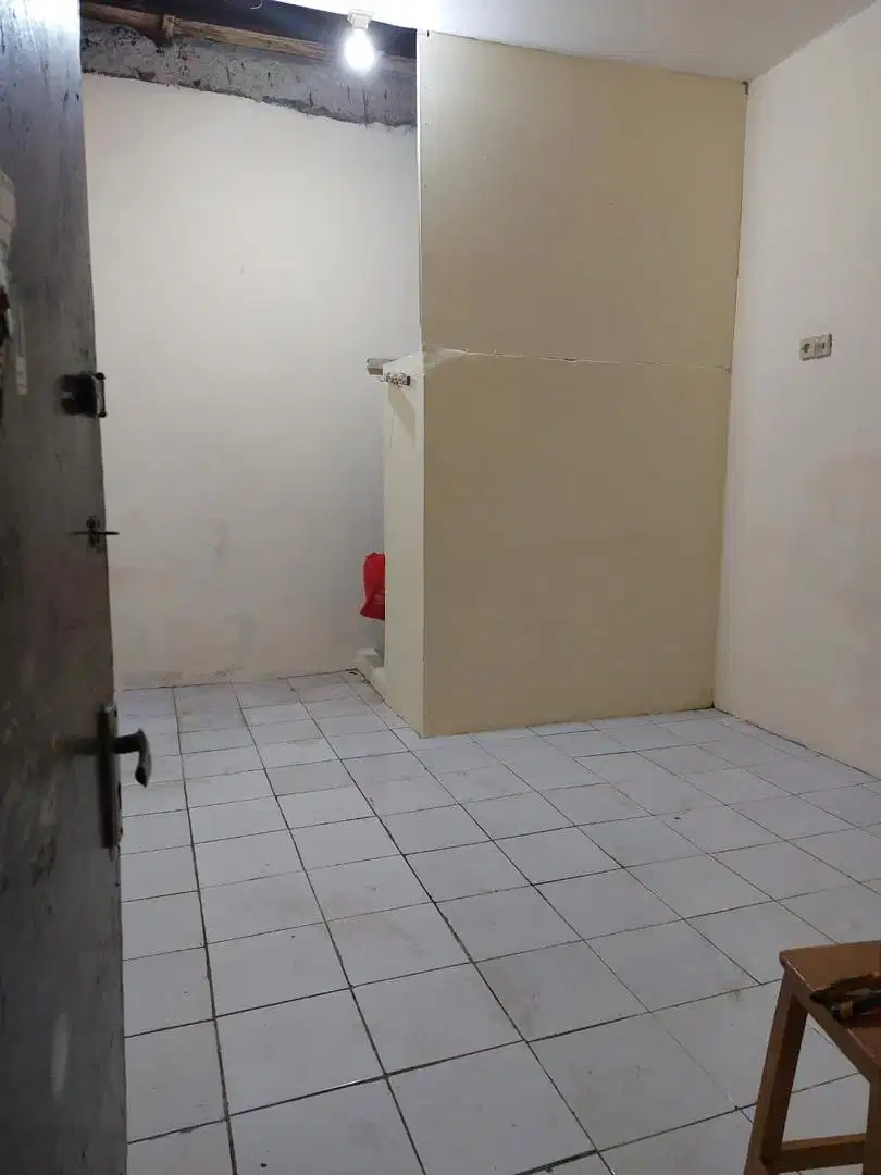 KOS KOSAN/KONTRAKAN MURAH KARANG TENGAH TANGERANG