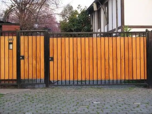 pagar grc serat kayu minimalis