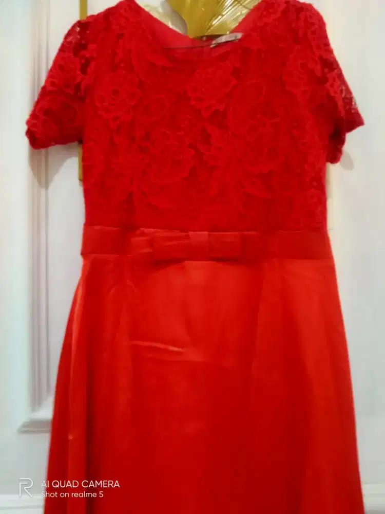 DRES merah panjang