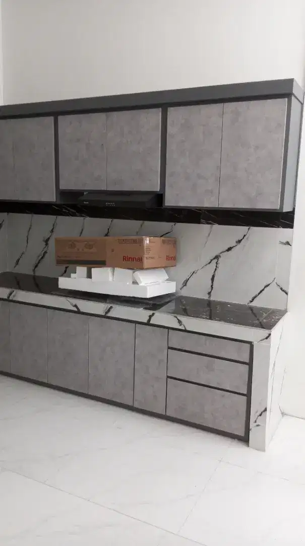 Pintu meja dapur minimalis