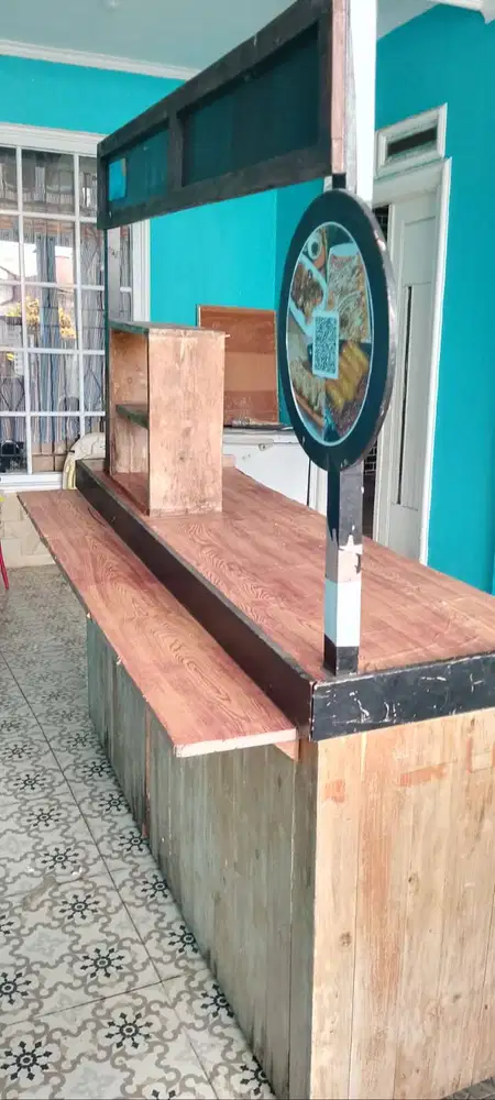 Gerobak Kayu Bekas Jualan Jajanan