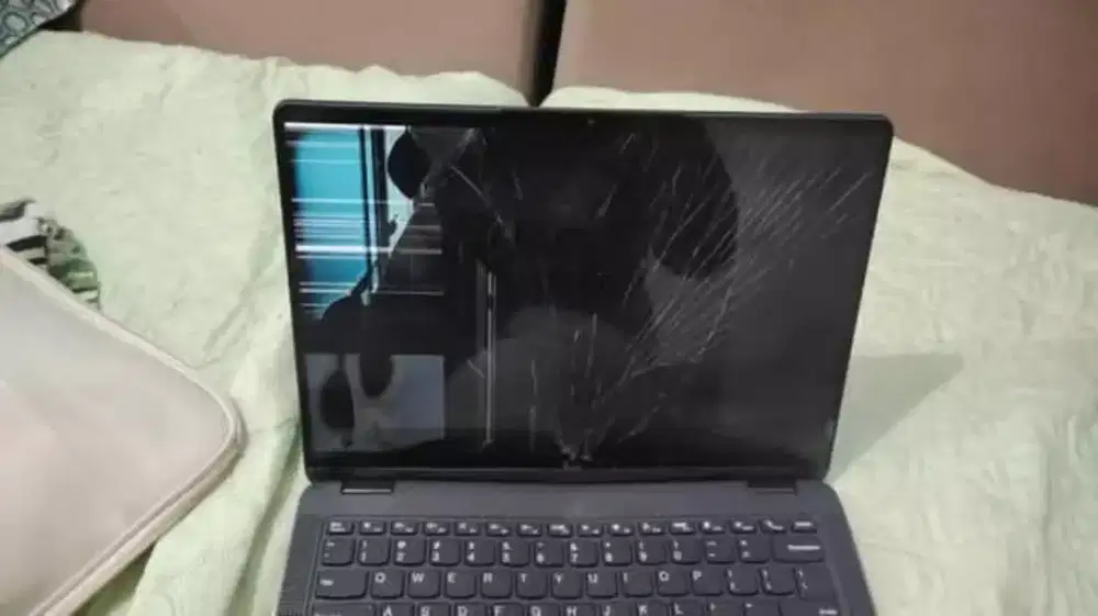 KAMI BELI DAN CARI LAPTOP KONDISI RUSAK