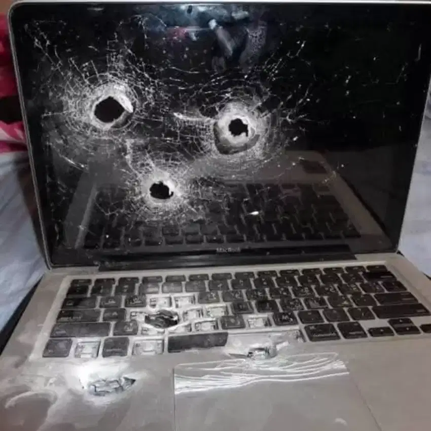 DIBELI DAN DICARI SEGALA KONDISI LAPTOP RUSAK